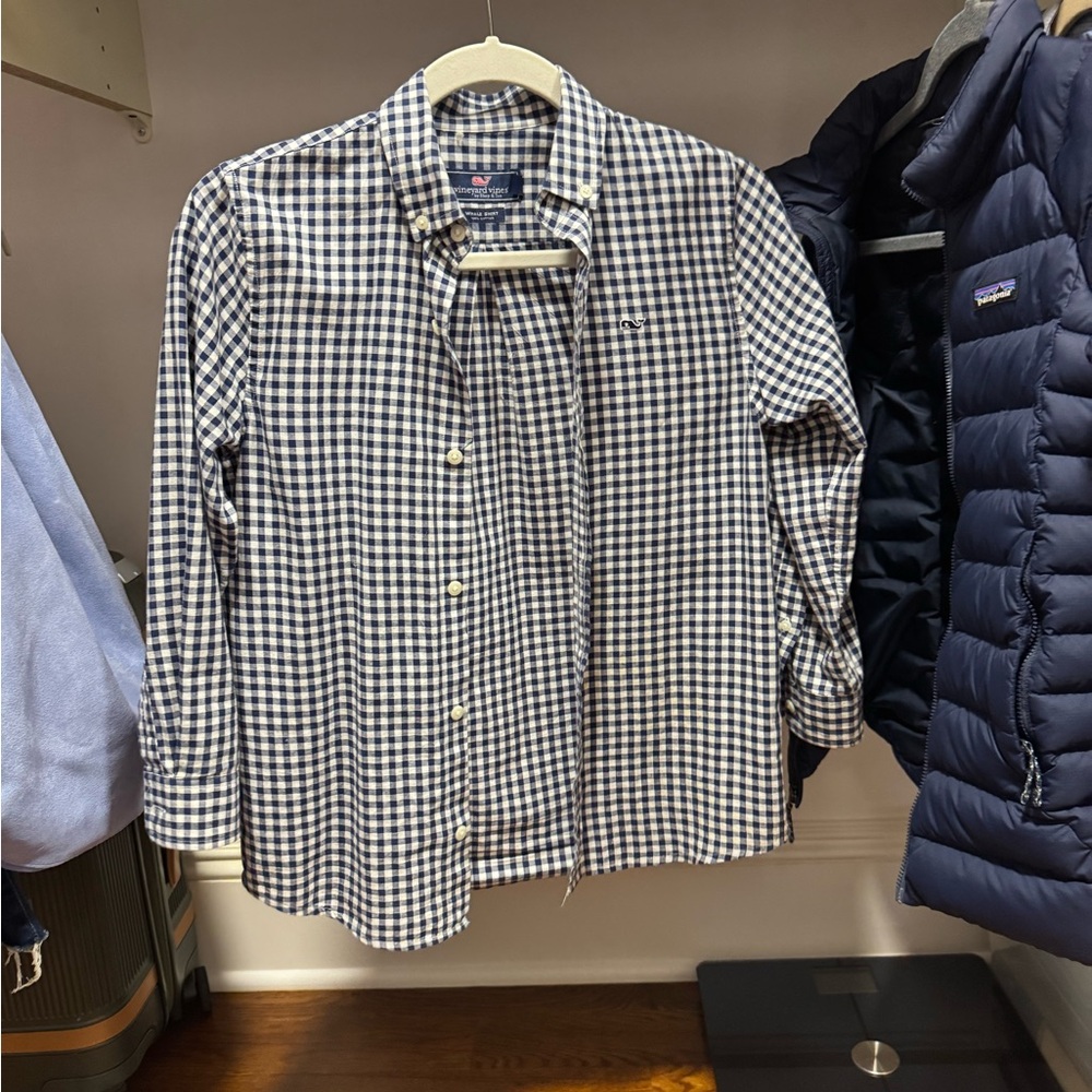 Vineyard Vines Men's Navy and White Checkered Shirt